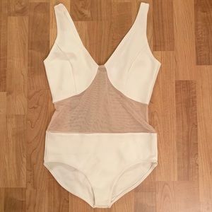 Ribbed Bodysuit w/ Mesh middle